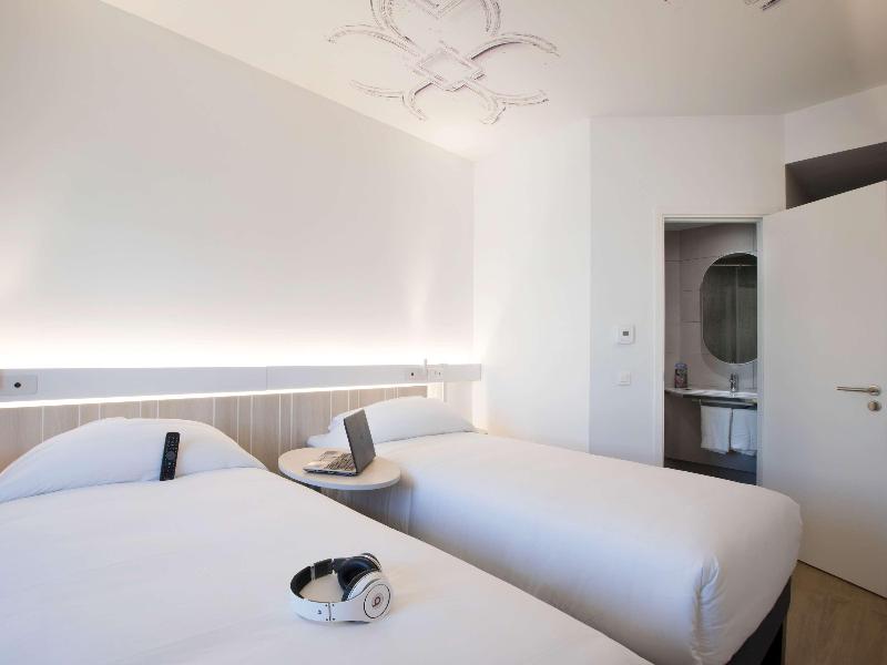Ibis Abdelmoumen Casa Centre - Oda