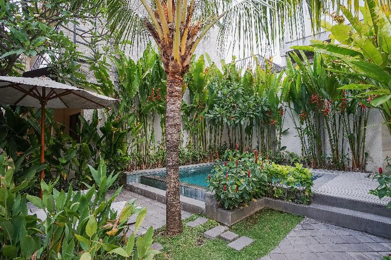 Dee Mansion Bali by ZUZU - Havuz