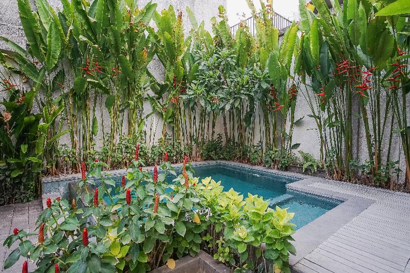 Dee Mansion Bali by ZUZU - Havuz