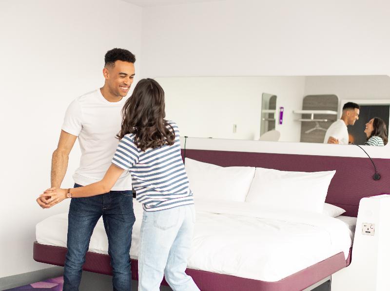 Yotel Glasgow - Oda