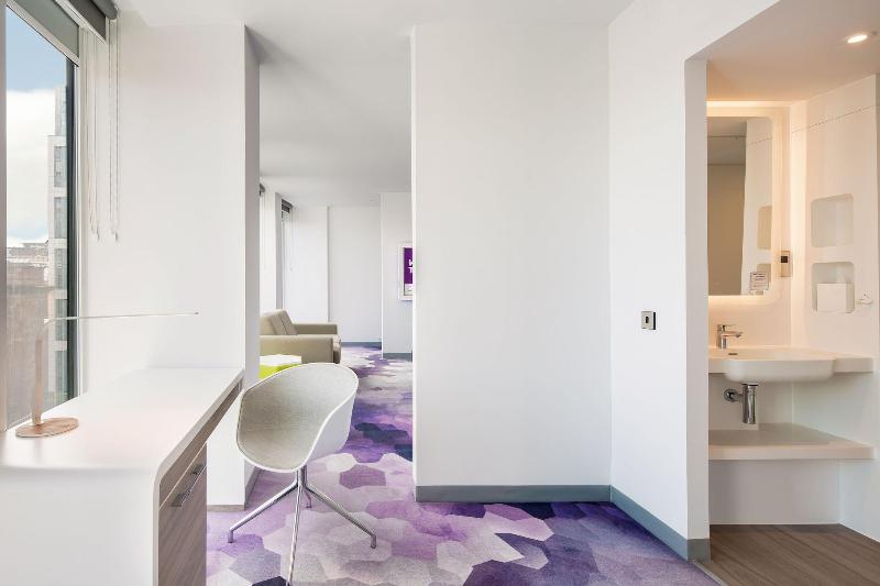 Yotel Glasgow - Oda