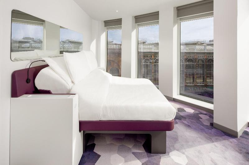 Yotel Glasgow - Oda