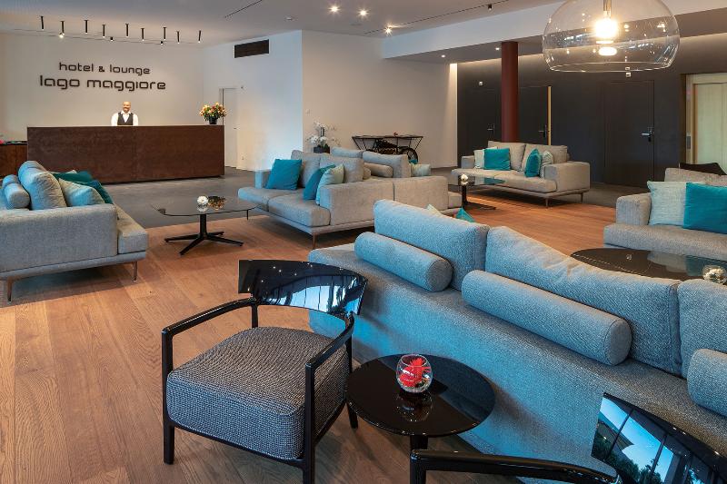 Hotel & LOUNGE LAGO MAGGIORE - Lobi