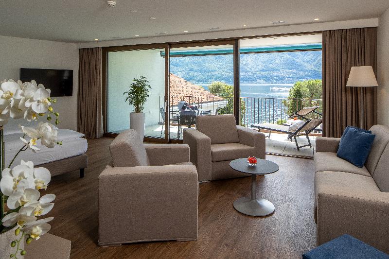 Hotel & LOUNGE LAGO MAGGIORE - Oda