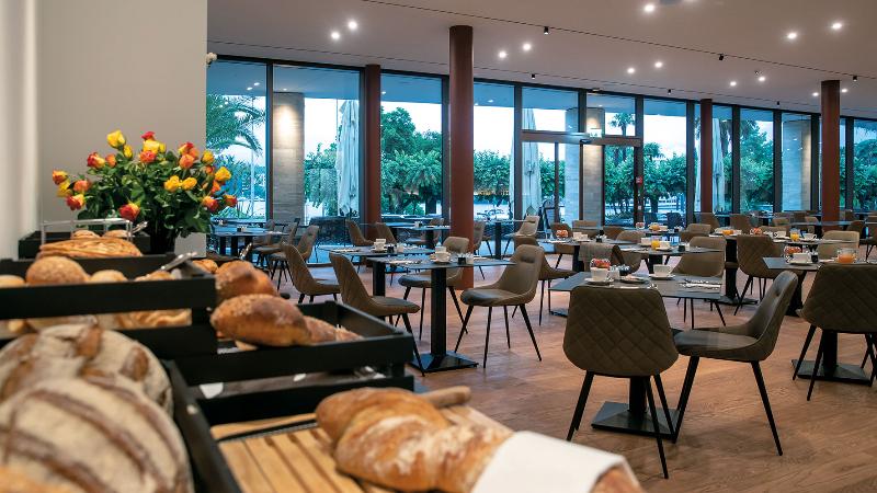 Hotel & LOUNGE LAGO MAGGIORE - Restoran