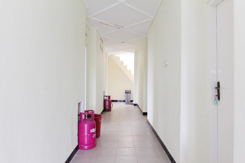Hotel Wijaya 1 Kaliurang by ZUZU - Lobi