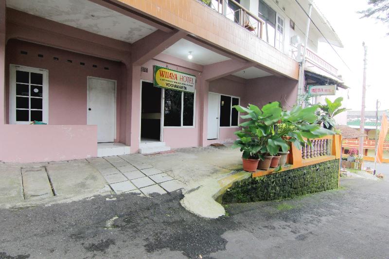Hotel Wijaya 1 Kaliurang by ZUZU - Genel