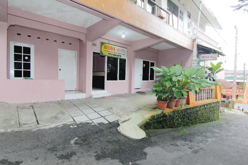 Hotel Wijaya 1 Kaliurang by ZUZU - Genel