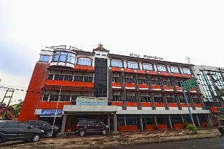 Hotel Sumatera by ZUZU otel fotoğrafı
