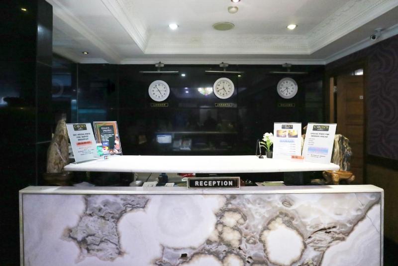 Coins Hotel Jakarta - Lobi