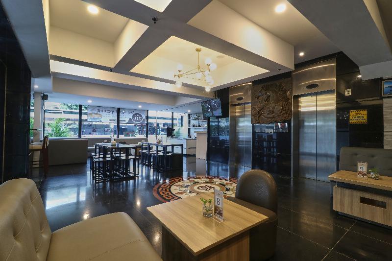 Coins Hotel Jakarta - Lobi