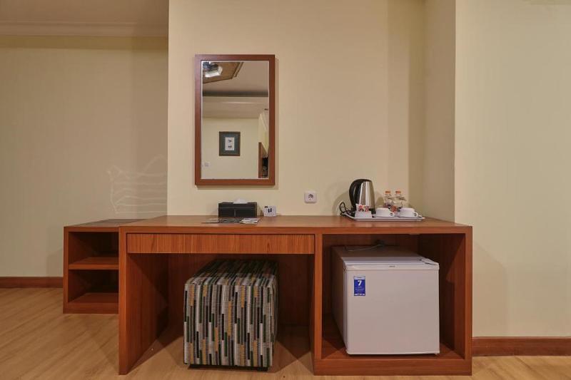 Coins Hotel Jakarta - Oda