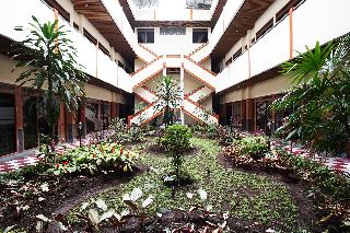 Hotel Bandung Permai by ZUZU otel fotoğrafı