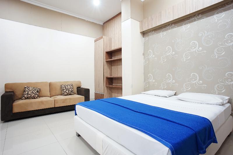 Hotel Bandung Permai by ZUZU - Oda