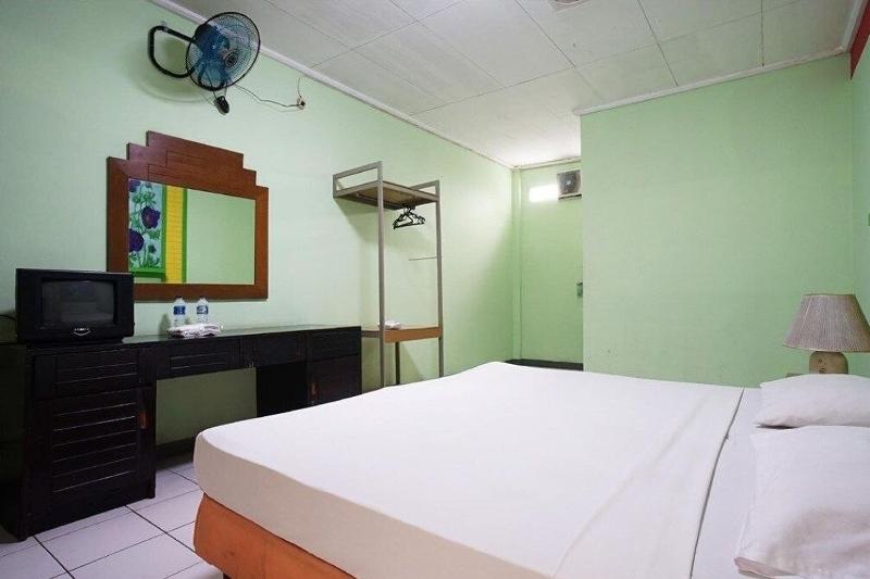 Hotel Bandung Permai by ZUZU - Oda