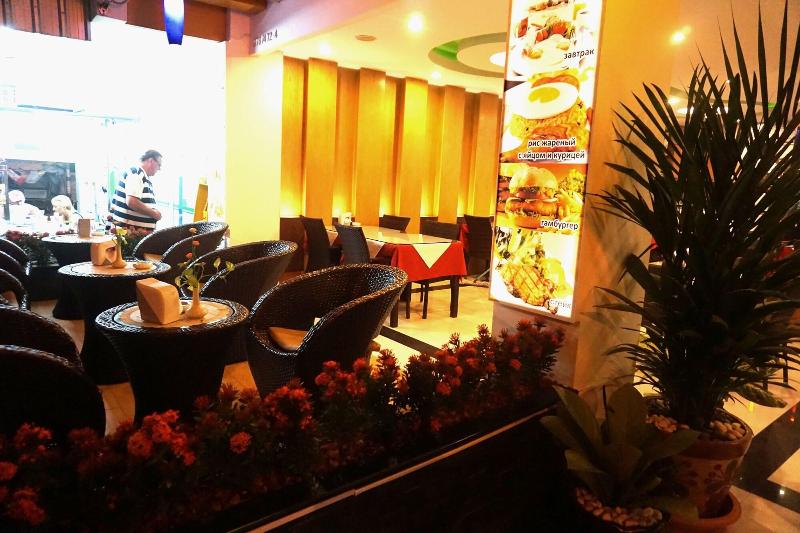 A Ya Place - Restoran