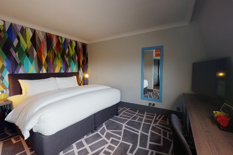 Village Hotel Bracknell - Oda