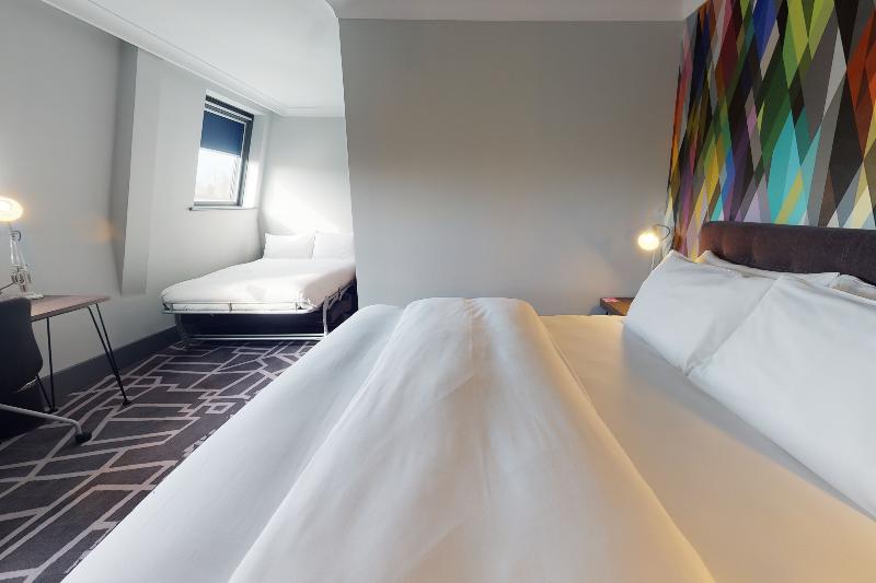 Village Hotel Bracknell - Oda