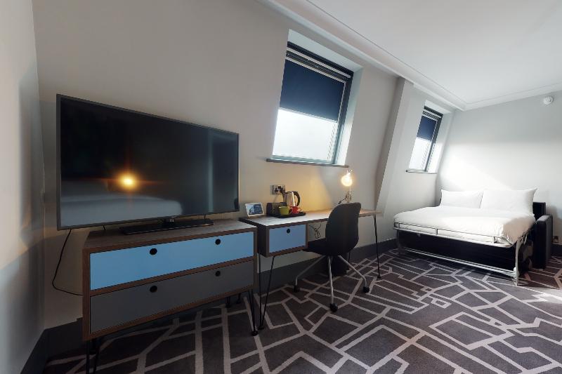 Village Hotel Bracknell - Oda