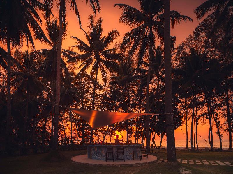 Avani+ Khao Lak Resort - Bar