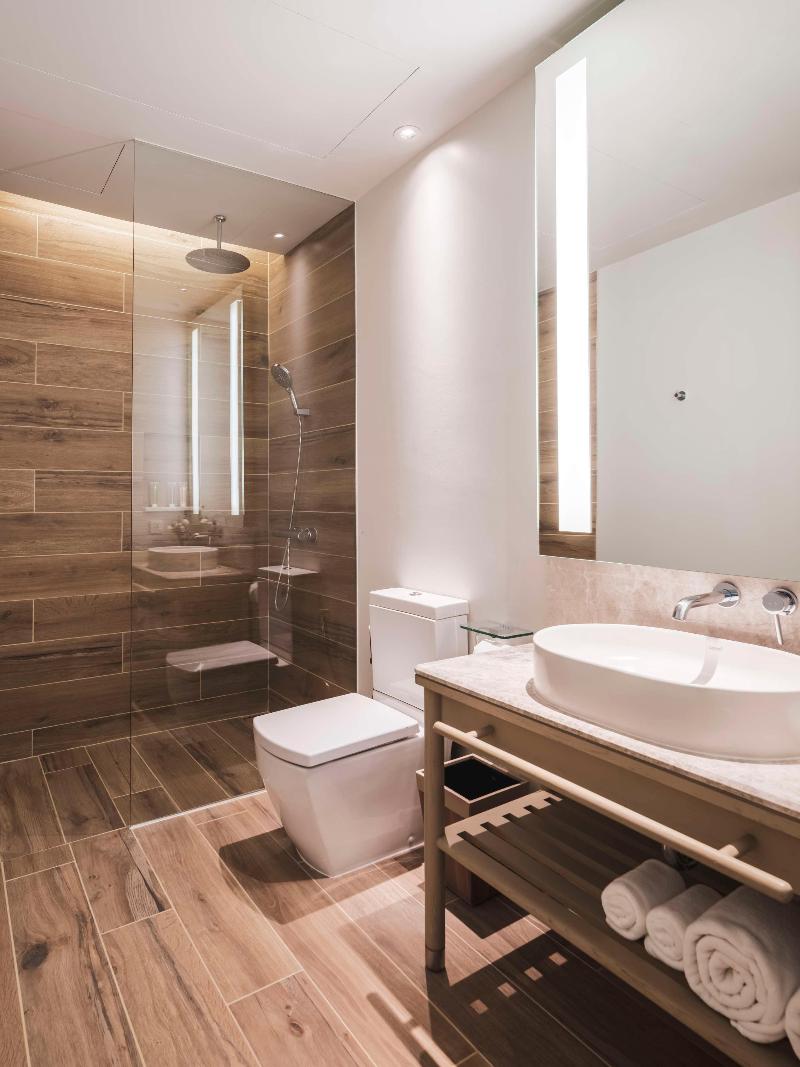 Avani+ Khao Lak Resort - Oda