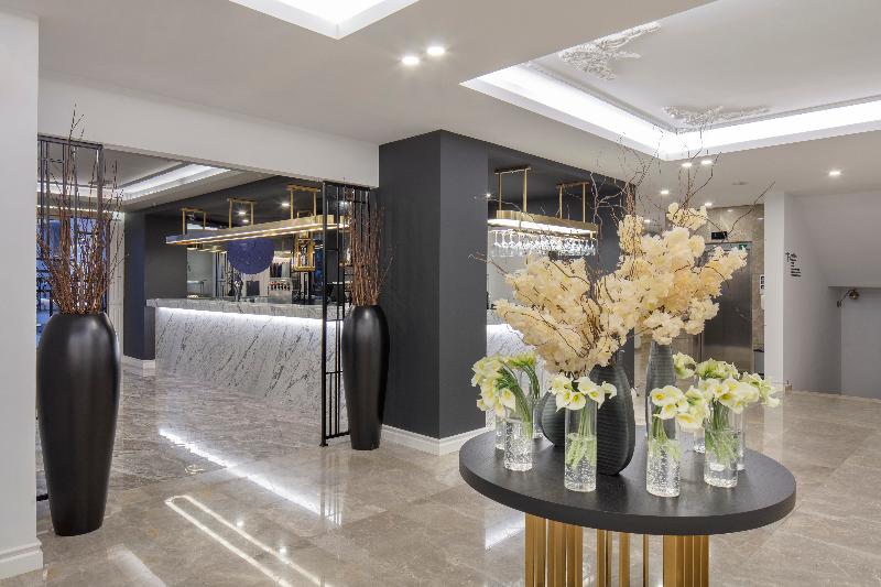 Blue Marlin Deluxe Spa Resort - Bar