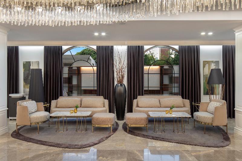 Blue Marlin Deluxe Spa Resort - Lobi