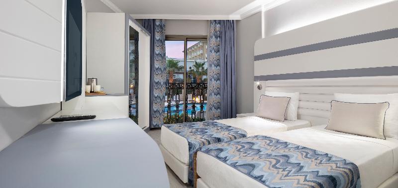 Blue Marlin Deluxe Spa Resort - Oda