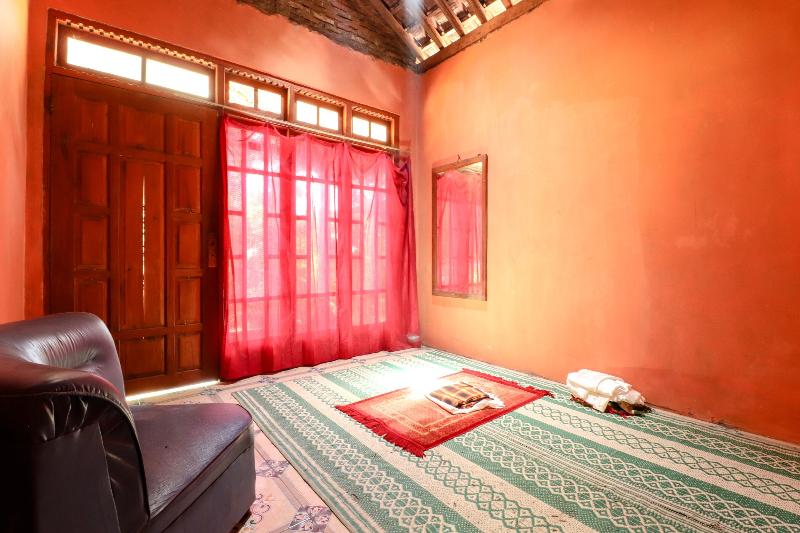 Iran Homestay by ZUZU - Lobi