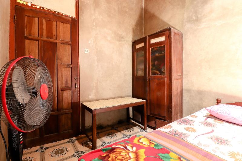 Iran Homestay by ZUZU - Oda