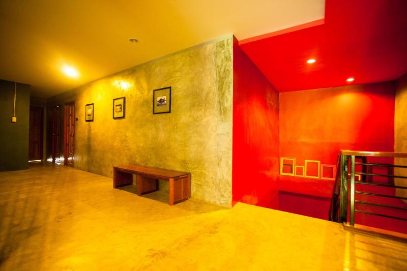 After Glow Hostel - Lobi