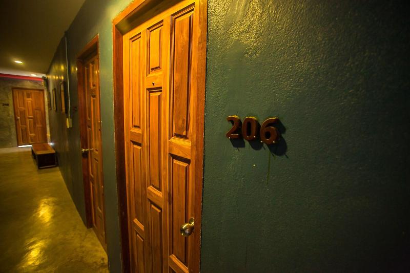After Glow Hostel - Lobi