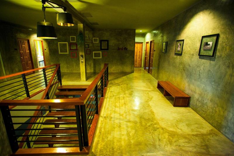 After Glow Hostel - Lobi