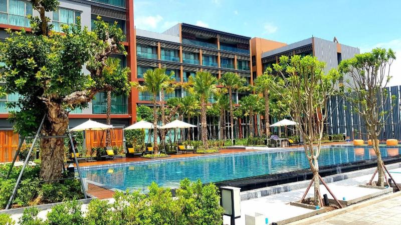 Aisana Hotel Korat - Havuz