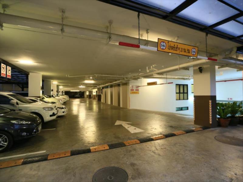 The Plim Place 2 - Genel