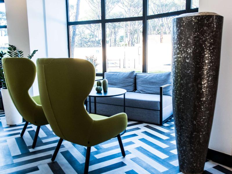 Mercure Roma Cinecittà (Yeni Açılış) - Lobi