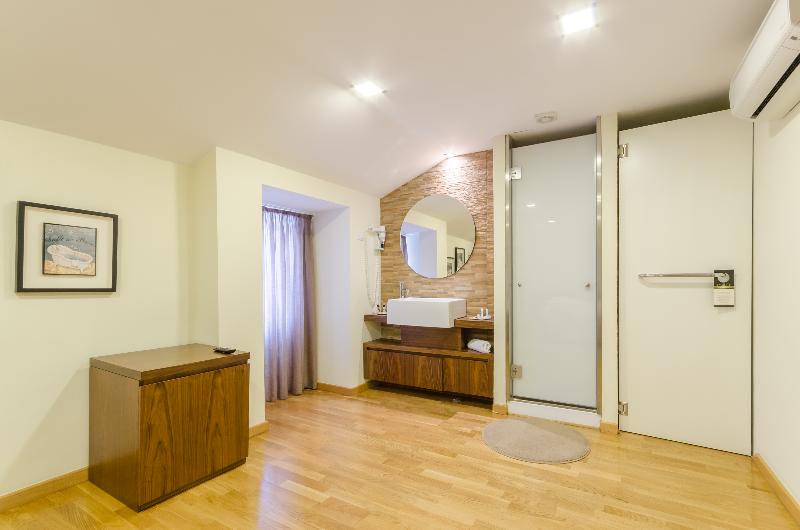 Hotel Borges Chiado - Oda