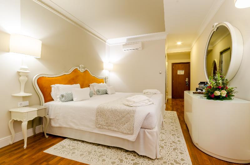 Hotel Borges Chiado - Oda
