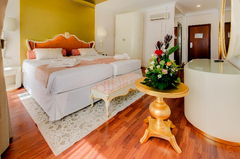 Hotel Borges Chiado - Oda