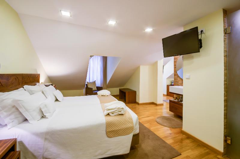 Hotel Borges Chiado - Oda