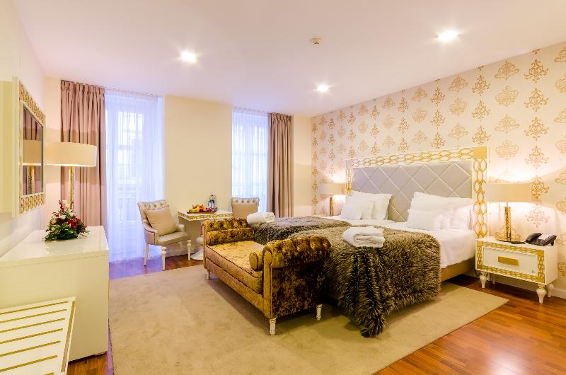 Hotel Borges Chiado - Oda