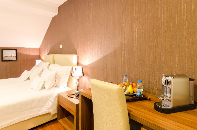 Hotel Borges Chiado - Oda