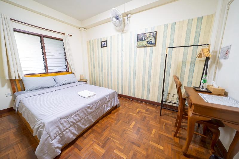 Koenji Guest House & Bar Chiang Mai - Oda