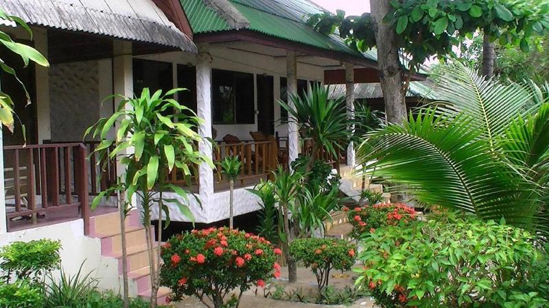 Utopia Resort - Genel