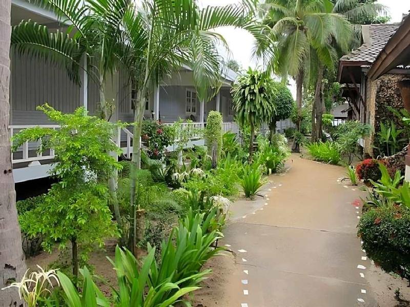 Utopia Resort - Genel
