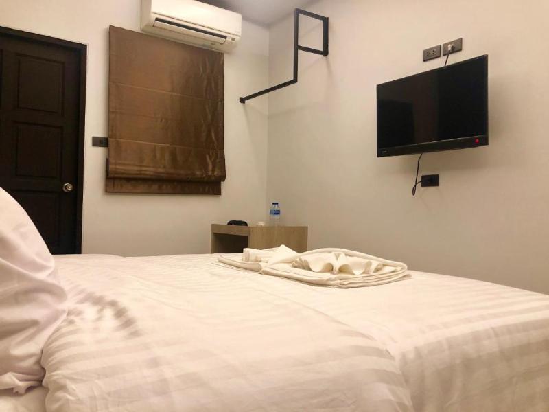 Tall Tree Kata Phuket - Oda