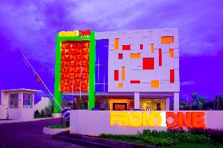 Front One Purwodadi otel fotoğrafı