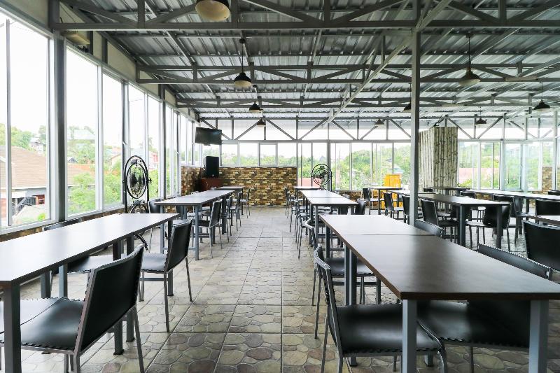 Hotel Celia by ZUZU - Restoran
