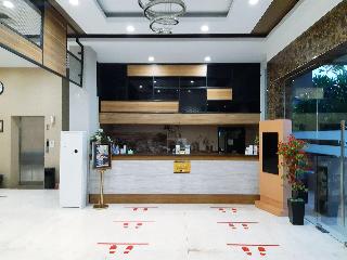 Triizz Hotel Semarang otel fotoğrafı