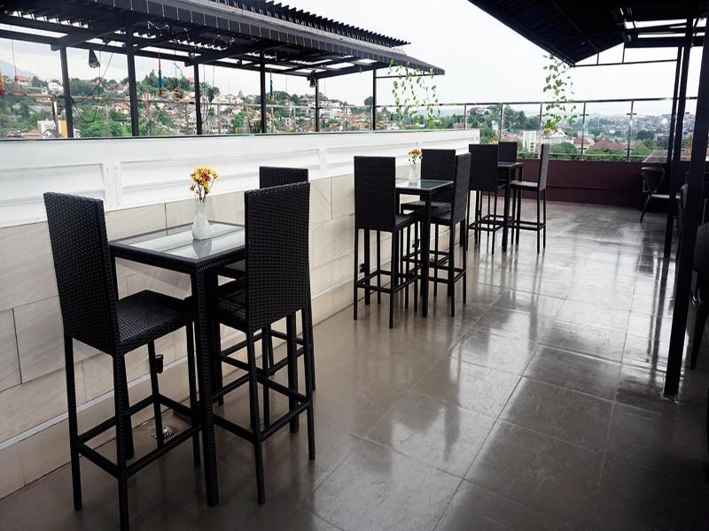 Horison Inn Alaska Semarang (Formerly The Alaska) - Restoran